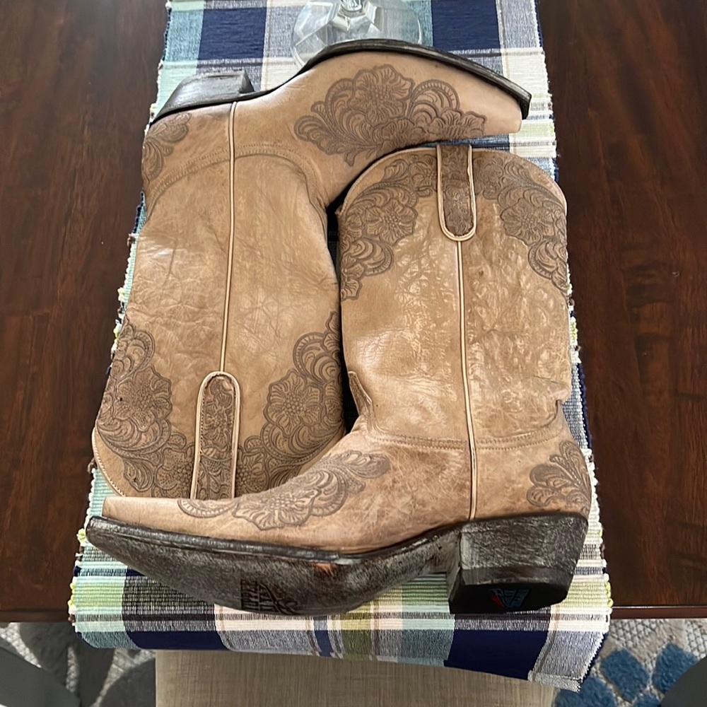 Old Gringo Yippee Ki Yay ivory boots